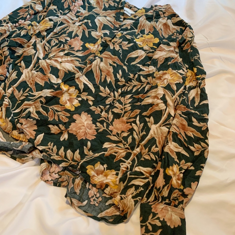 H&M Button Down - Picture 2 of 7